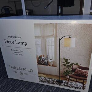 New!! Floor Lamp Threshold brand!